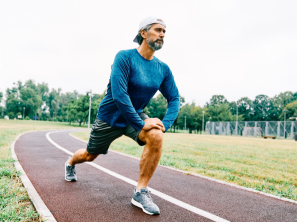 Man Op Atletiekbaan. Klaar Voor De Start