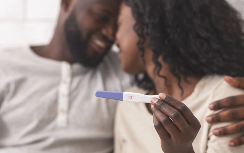 Stel Met Zwangerschapstest